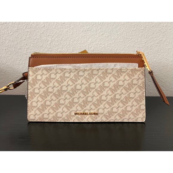 NWT M056 MICHAEL Michael KorsEmpire Logo Large Convertible Crossbody